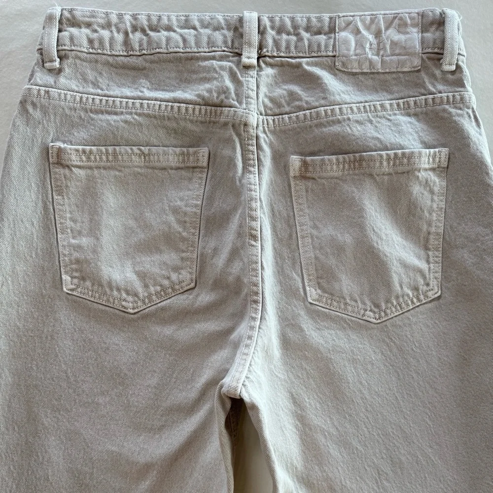 Zara Women's Cream High Rise 100% Cotton Jeans (8) - Picture 11 of 16